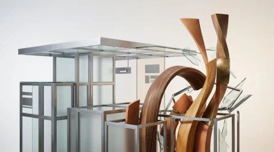 Concept financier abstrait illustrant la stratégie d'optimisation de la capacité d'emprunt immobilier